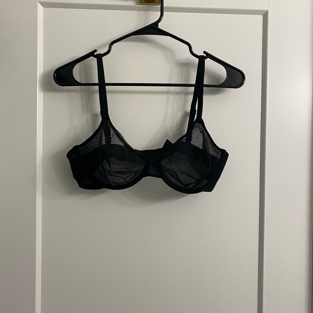 NWOT SKIMS mesh bra